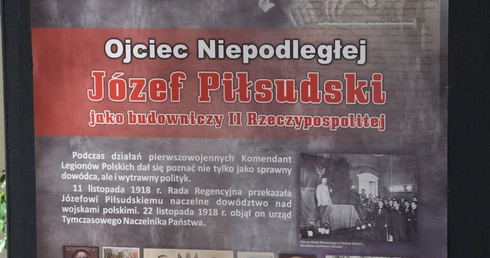 Odsłonięcie pomnika marszałka Piłsudskiego.