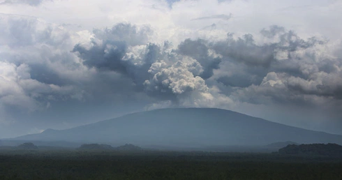 DR Konga: Erupcja wulkanu Nyamulagira niedaleko Gomy
