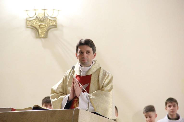 Dębica. Błogosławieństwo wznowionej poradni w parafii Matki Bożej Anielskiej