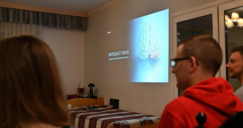 Młodzi dyskutowali o sztucznej inteligencji