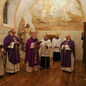 Poświęcenie odrestaurowanych wnętrz kolegiaty w Opatowie