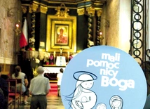 Mali pomocnicy Boga wędrują latem w warszawskiej pielgrzymce na Jasną Górę
