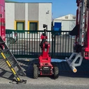 Do sprawdzenia tajemniczych fragmentów służby użyły specjalnego robota. Znaleziska były jednak niegroźnymi zbiornikami na hel