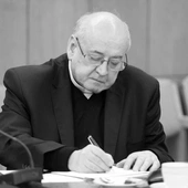 Zmarł były rzecznik prasowy KEP o. Adam Schulz SJ