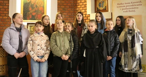 Droga Krzyżowa w parafii św. Rafała Kalinowskiego