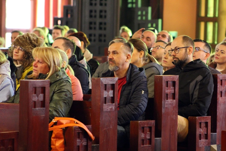 Inspirator małżeński - spotkanie małżeństw w parafii pw. NMP Królowej Pokoju na wrocławskich Popowicach 