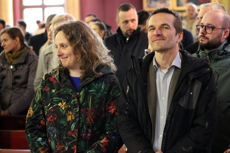 Inspirator małżeński - spotkanie małżeństw w parafii pw. NMP Królowej Pokoju na wrocławskich Popowicach 