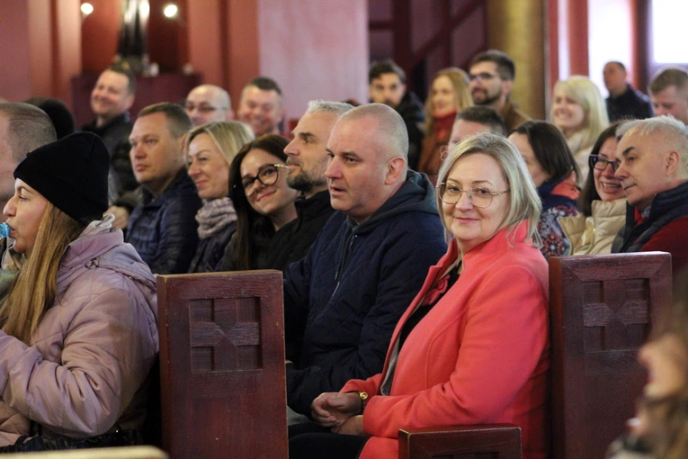 Inspirator małżeński - spotkanie małżeństw w parafii pw. NMP Królowej Pokoju na wrocławskich Popowicach 