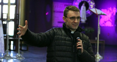 Inspirator małżeński - spotkanie małżeństw w parafii pw. NMP Królowej Pokoju na wrocławskich Popowicach 