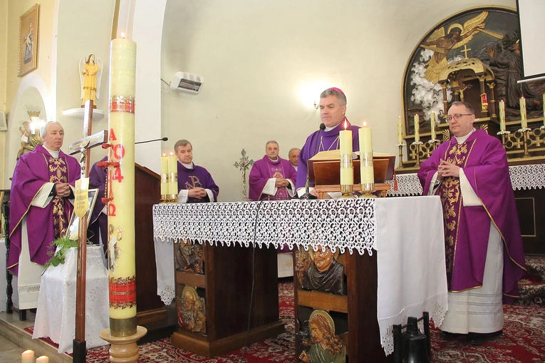 Pogrzeb ks. Janusza Kozłowskiego cz.1