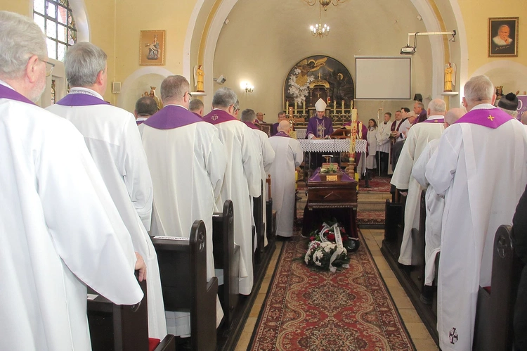 Pogrzeb ks. Janusza Kozłowskiego cz. 2