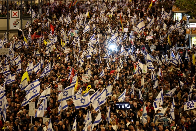 Tymczasem w Tel Avivie 