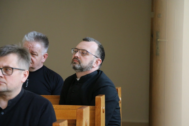 Płock. Dzień skupienia dla kandydatów na diakonów stałych