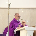 Dąbrowa Tarnowska. Pielgrzymka jubileuszowa kapłanów, sióstr i ich rodzin