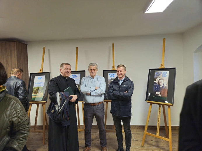 Poświęcenie odbudowanego domu