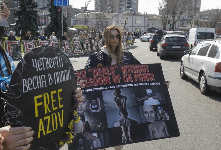 Tak wygląło sporo uwolnionych przez Rosjan jeńców