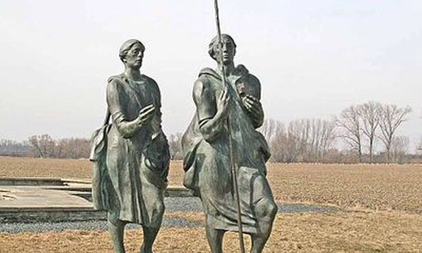 Pomnik Wojciecha i Radzima Gaudentego. Świętych