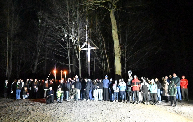 II Leśna Droga Krzyżowa w Głubczycach