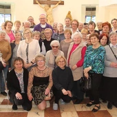 Bogu dziękuję, że różaniec w ręku trzymam