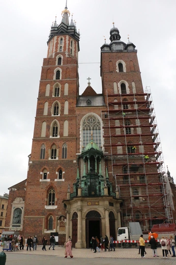 Książka o ołtarzu Wita Stwosza