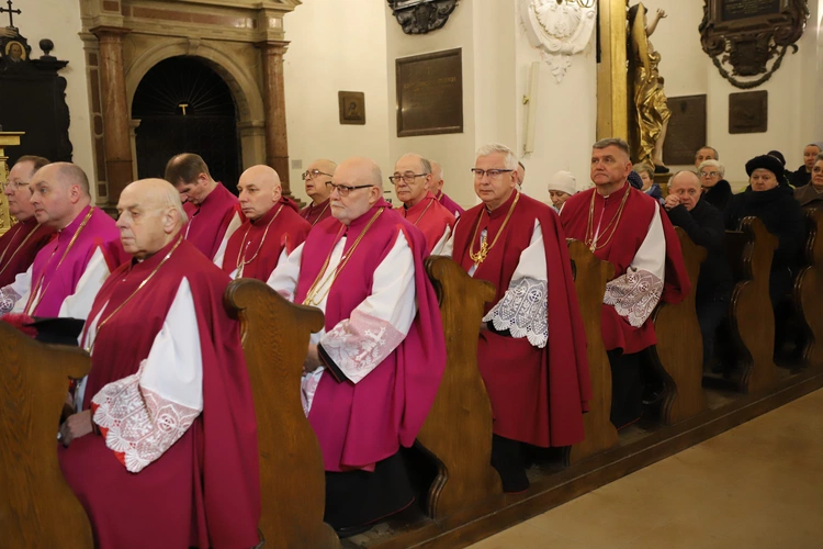 Msza św. w 33. rocznicę powstania diecezji łowickiej
