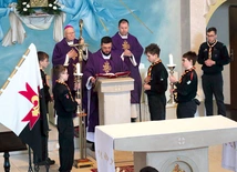 Dzień modlitw rozpoczęła uroczysta Eucharystia.