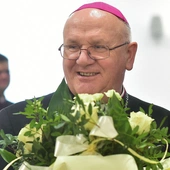 Po Mszy św. goście przeszli do kurii, by złożyć życzenia abp. Józefowi Górzyńskiemu. 