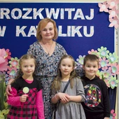 	Rodzinna atmosfera to wyróżnik tej społeczności szkolnej.