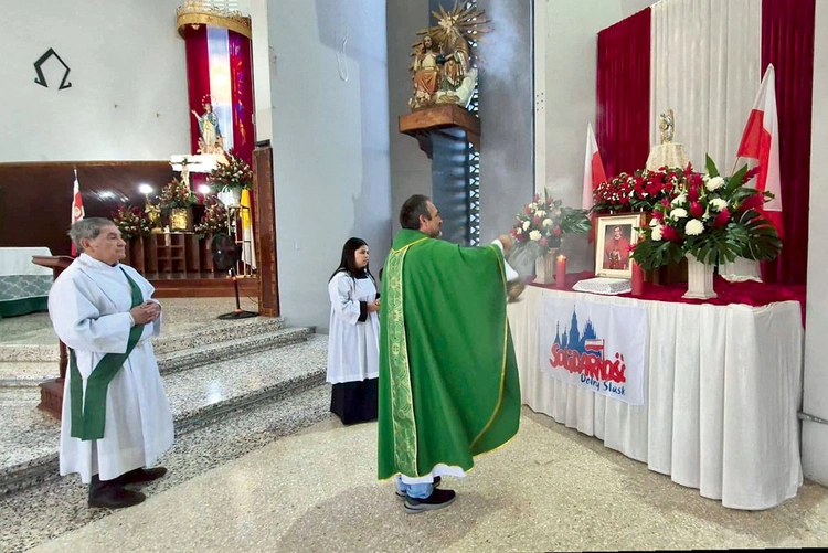 Uroczystość w kostarykańskiej parafii pw. Wniebowzięcia NMP (La Asunción de la Virgen María).