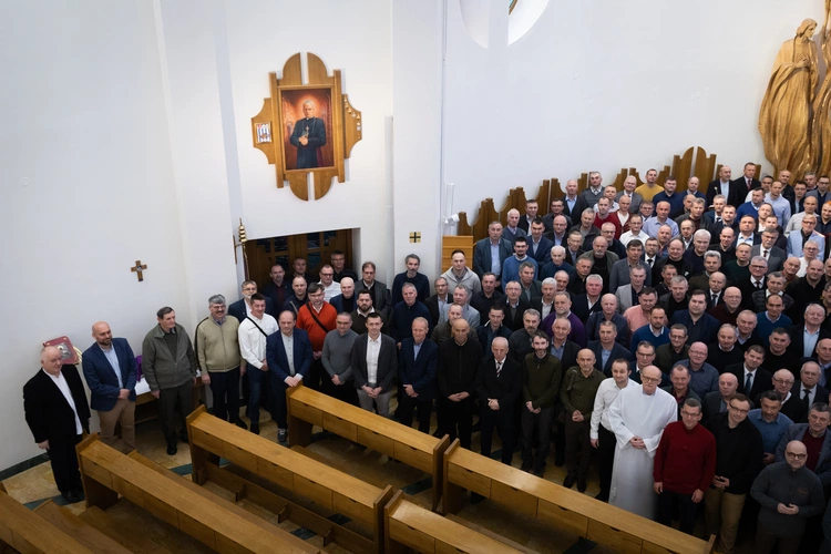 Tarnów. Dzień skupienia dla nadzwyczajnych szafarzy - cz. 3