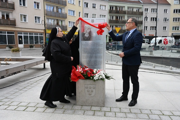 Odsłonięcie tablicy poświęconej błogosławionym męczennicom