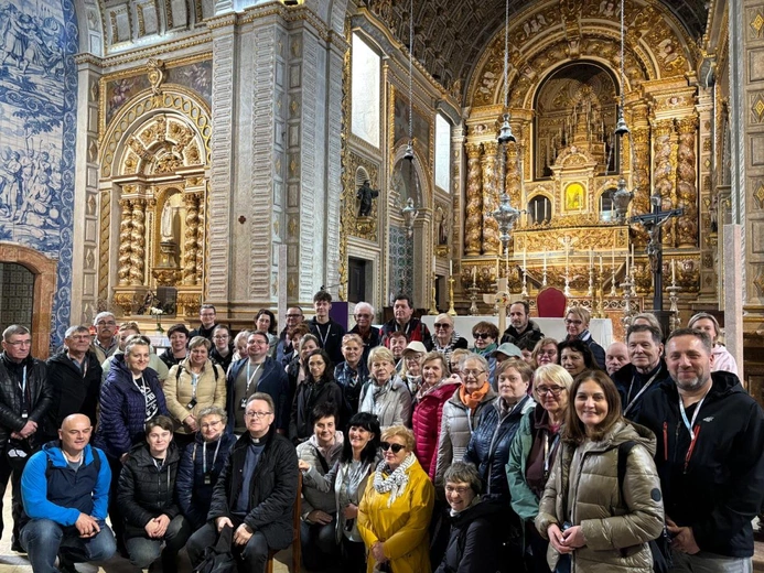 Słuchacze Szkoły Biblijnej śladami fatimskich pastuszków