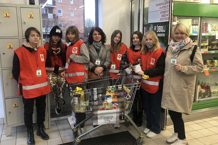 Pomóż potrzebującym - trwa akcja "Tak. Pomagam!"
