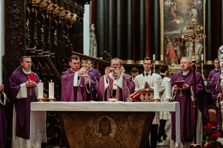 4. rocznica ingresu abp. Wojdy do archikatedry oliwskiej