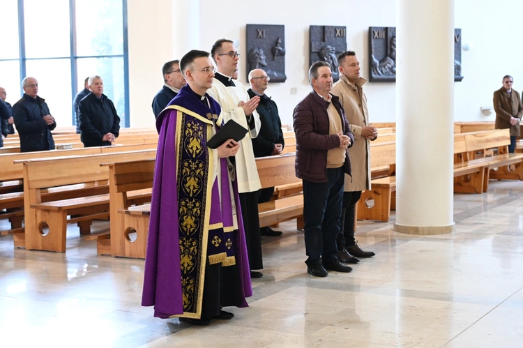 Jubileuszowa pielgrzymka nadzwyczajnych szafarzy