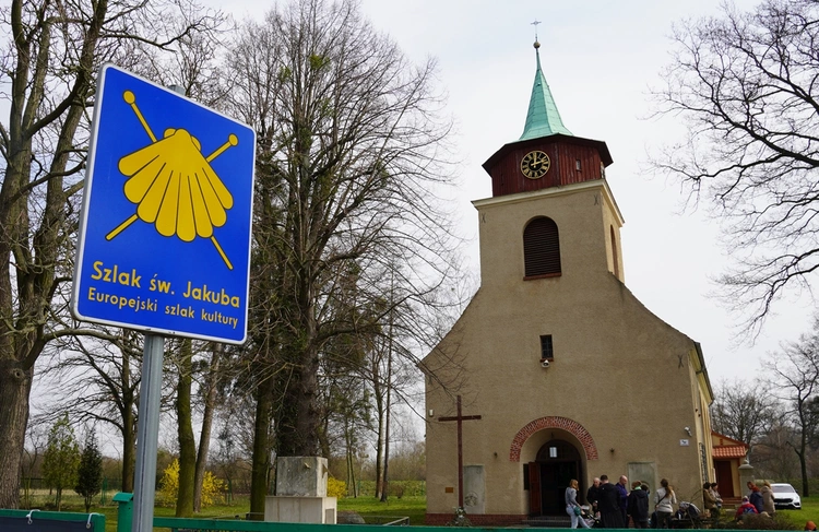 Pielgrzymka Drogą św. Jakuba z Zębic do katedry wrocławskiej