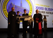 Korona dla najlepszych teologów