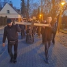 Nauczyć się wszystkiego: i miłości, i cierpienia