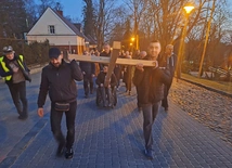 Nauczyć się wszystkiego: i miłości, i cierpienia