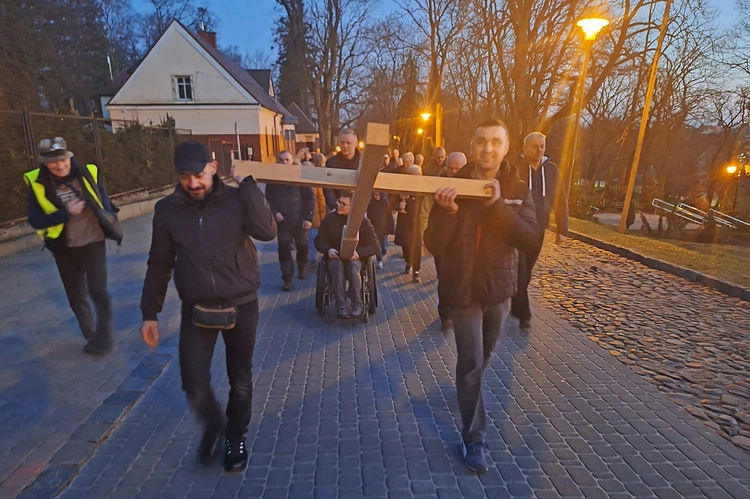 Integracyjna Droga Krzyżowa w Słupsku