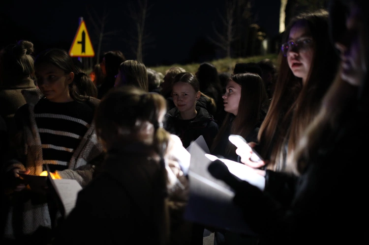 Słupia. Droga Krzyżowa w intencji trzeźwości