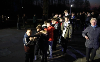 Słupia. Droga Krzyżowa w intencji trzeźwości