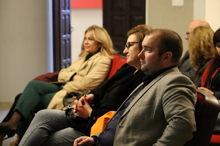 Płońsk. Warsztaty o liturgii Wigilii Paschalnej