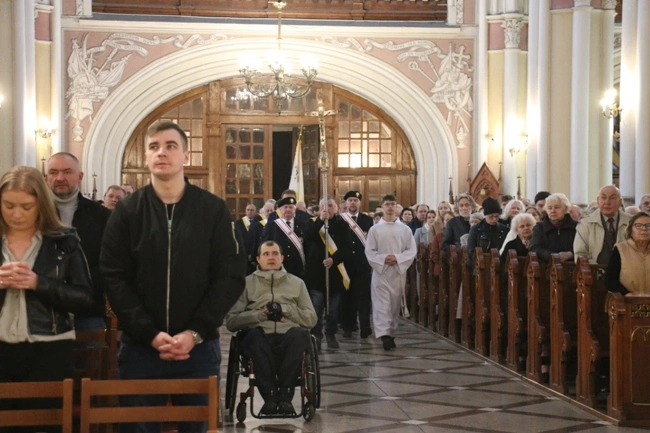 Poświęcenie krzyża misyjnego