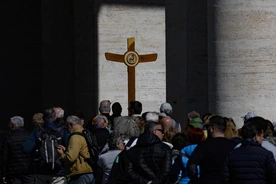 Papież: radość chrześcijańska wypływa z pewności, że Pan nigdy nas nie zostawi samych 