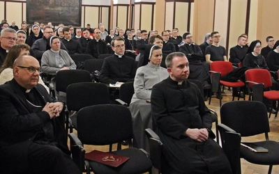 Próba samobójcza może się zdarzyć koło nas. Nie jesteśmy bezradni!