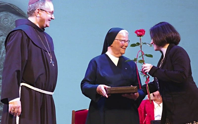 S. Bronisława nazywana jest „chełmińską matką ubogich”.