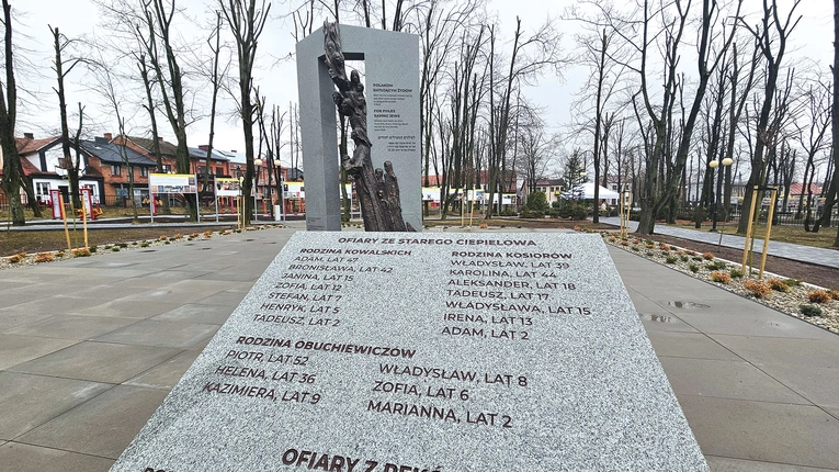 	Pomnik poświęcony Polakom, którzy ratowali Żydów w czasie II wojny światowej w Ciepielowie.
