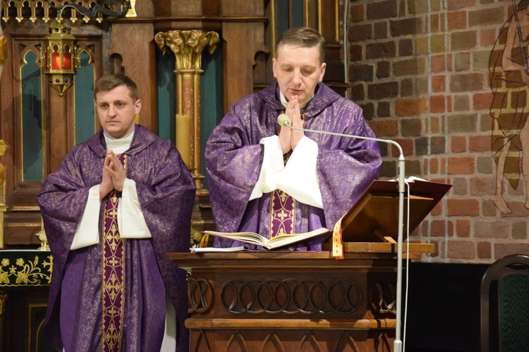 Pracownicy służby zdrowia w drodze do Rzymu