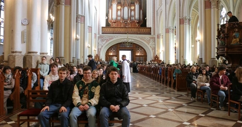 Rekolekcje dla uczniów szkół ponadpodstawowych 